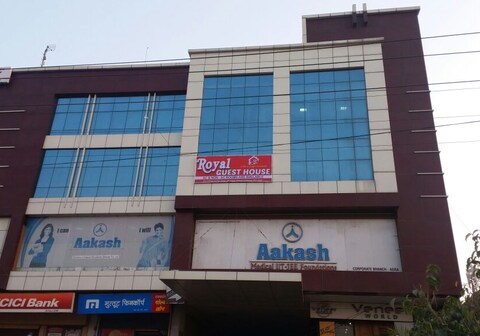 Hotel royal guest house