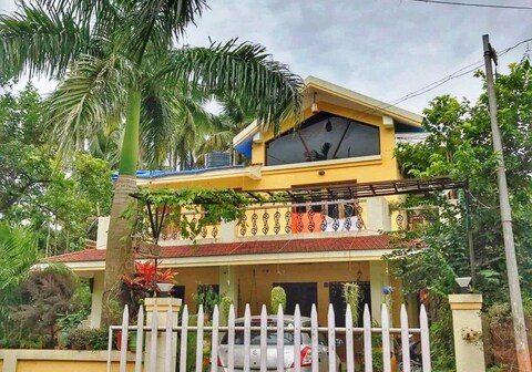 Anandi Villa | Rooms & Restaurant
