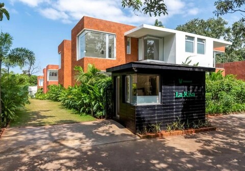 Royale 2BR villa with Private pool in Anjuna, Goa