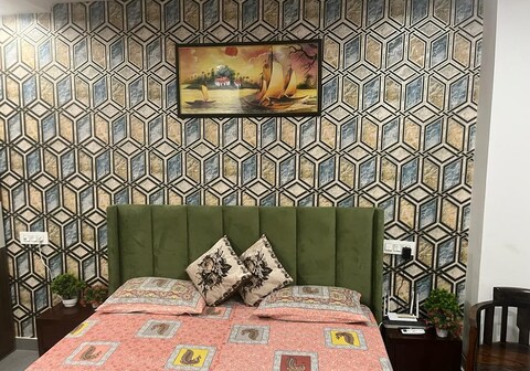 Stylish 1 BHK with Meeting Room