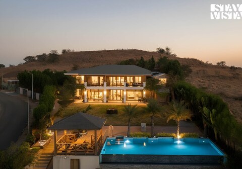 StayVista at Ridgewood Mansion