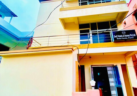 Hotel O Golden beach inn