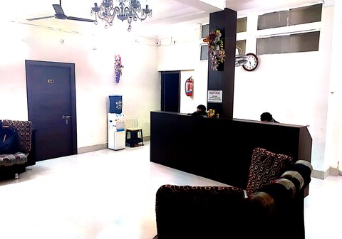 Lake Town GuestHouse