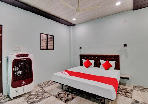 Hotel O The Village Resort