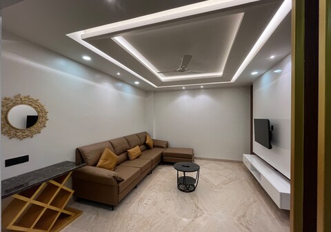 Two Bedroom Flat walkable from ITC Infotech in Cooke Town