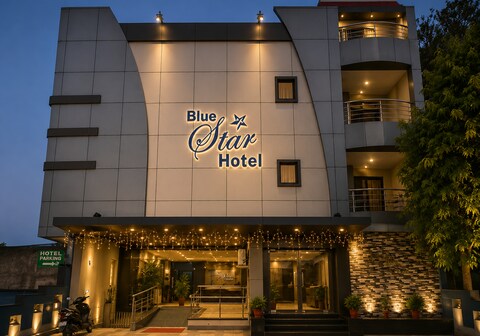 Hotel Blue Star