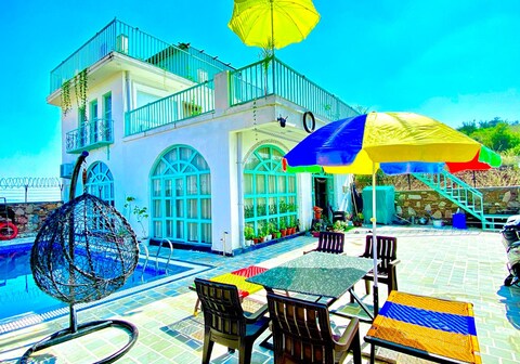 Bhanwar Villa |Entire 4 BHK with Swimming Pool