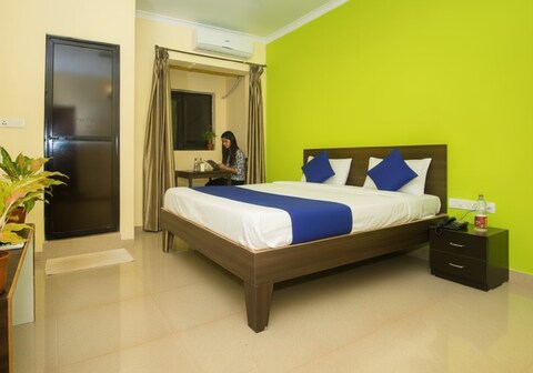 Hotel Spring Height Near Mall De Goa
