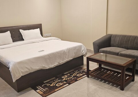 Hotel Vaishno Aerocity