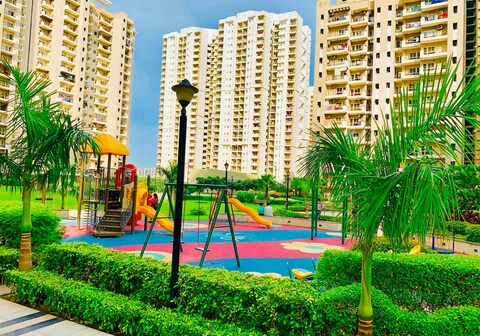 The Influential Square