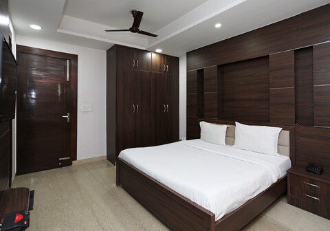 SPOT ON San Tower Hotel