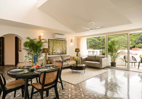 ElVolar 2BHK Apartment w Common Pool (304)