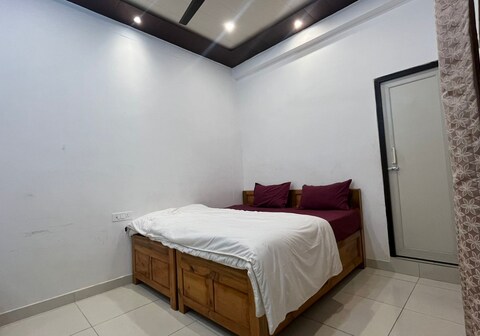 Hotel Maa Bhagwati