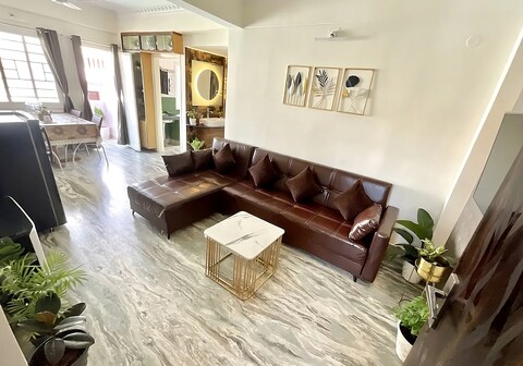 Super Clean 1BHK/2BHK Convenient & Prime Location