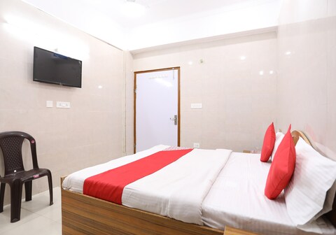 Hotel O Shree Raghuvar Dham