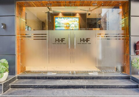 Hotel O Holiday First