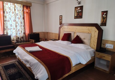 Him Homestay Cottage