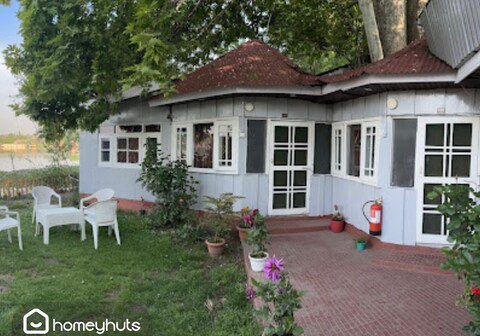 Premium Lake View Cabin| Shikara Drop |2BR| By Homeyhuts