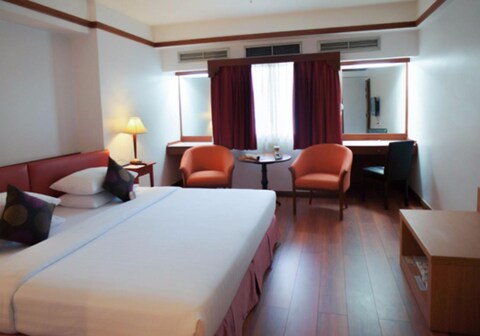 Silom City Hotel