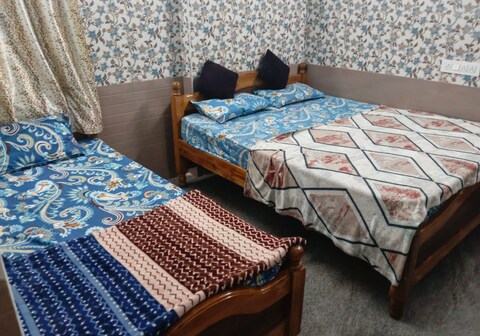 MRG Rooms