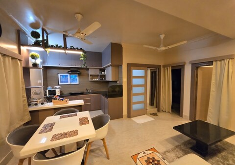 Entire 2BHK Apartment With Serene Jagannath Temple View