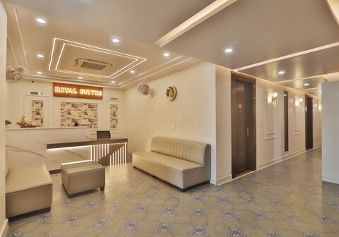 Hotel Royal Suites