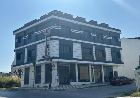 Fourpoints Airport Hotel