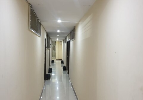 Shri Hotel Aishwary
