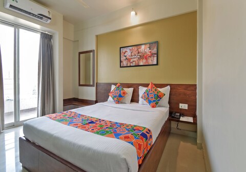 Geeta Paradise by Bird Of Paradise