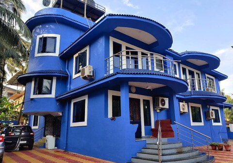 Sandoholic Beach Villa