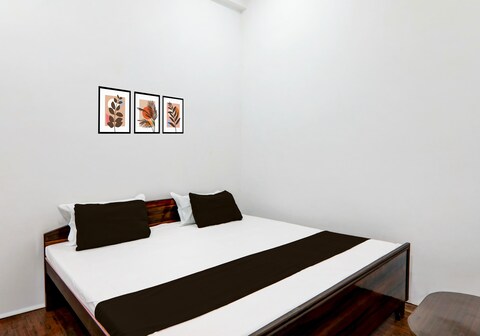 Hotel O S.M NAINI HOTEL AND RESTAURANT