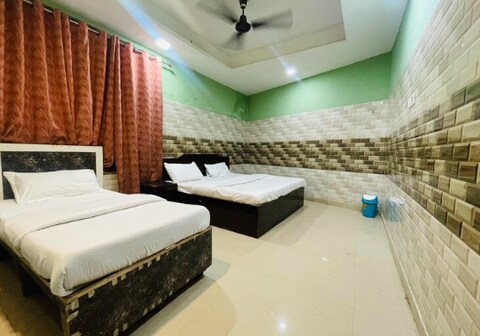 New Lalita Palace Katra