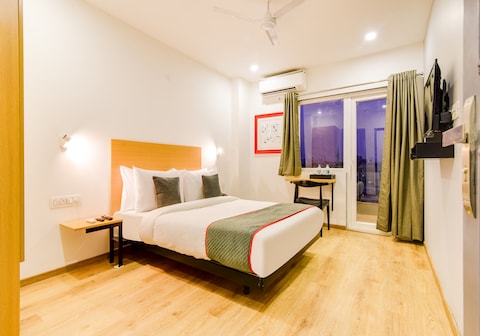 Hotel O Legend Studio