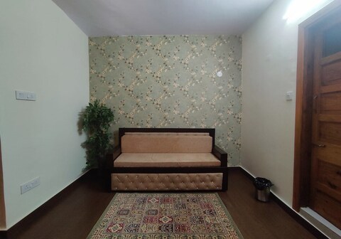 Samriti Apartments - Family Room with Kitchen
