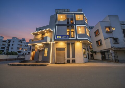 FabHotel SK - Nr. Rajkot Municipal Corporation, Central Zone (120M)