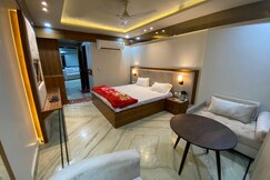 Hotel Corner Cottage, Jammu Hotel Corner Cottage, Jammu