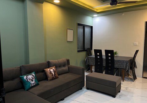 Zoscape 203 - Airport Entire Private 2 BHK