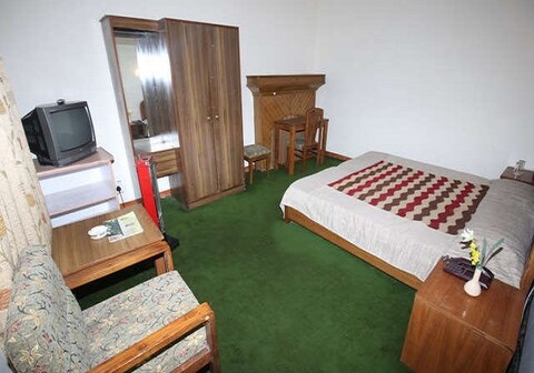 Hotel The Srikhand, Sarahan (HPTDC)