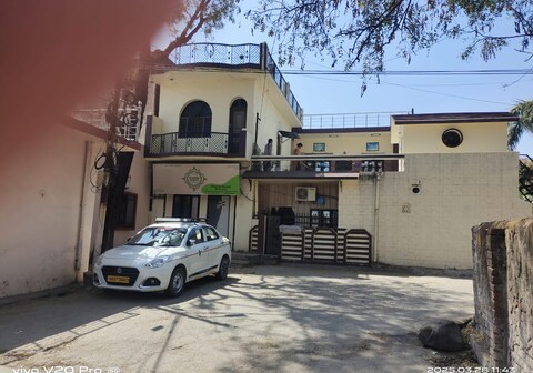 Adventure Home Stay Unit 2