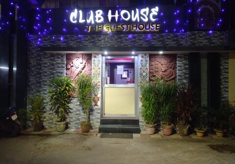 CLUB HOUSE THE GUEST HOUSE