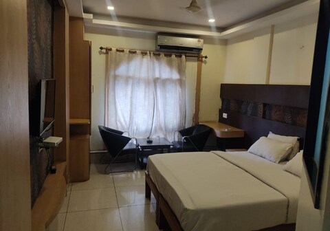 Hotel pleasure palace