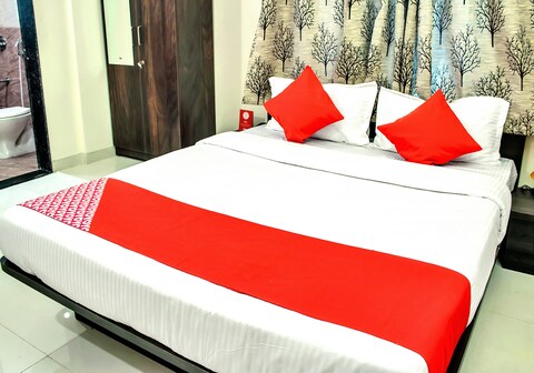 Hotel O Homes Vardhan House 2