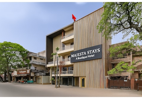 Majesta Stays Pitampura