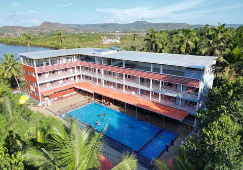 Savali Resort
