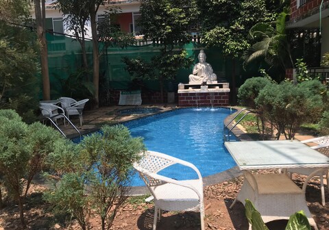 Kitty Apartments by mariners bay suites