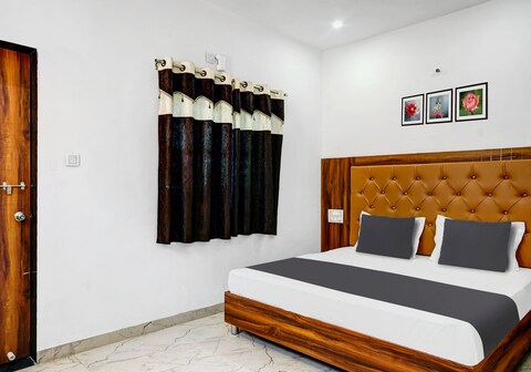 SPOT ON Hotel Raj Villa