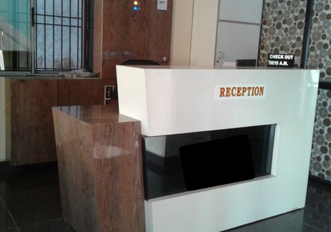 Hotel Laxmi Sadan