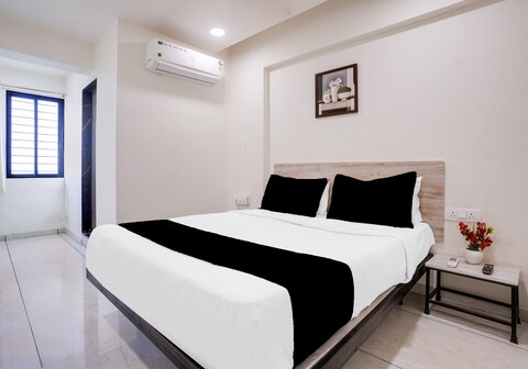 Hotel O Samarth Nagar formerly Bhakti Inn