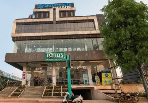 Hotel Landmark Square