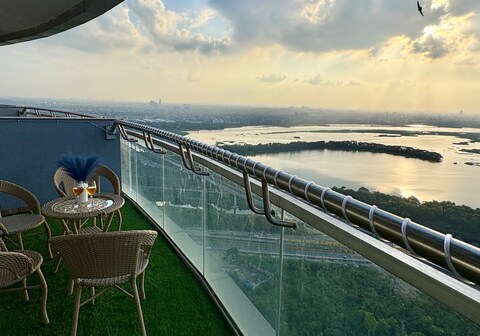 Elegant apartment with skyline view